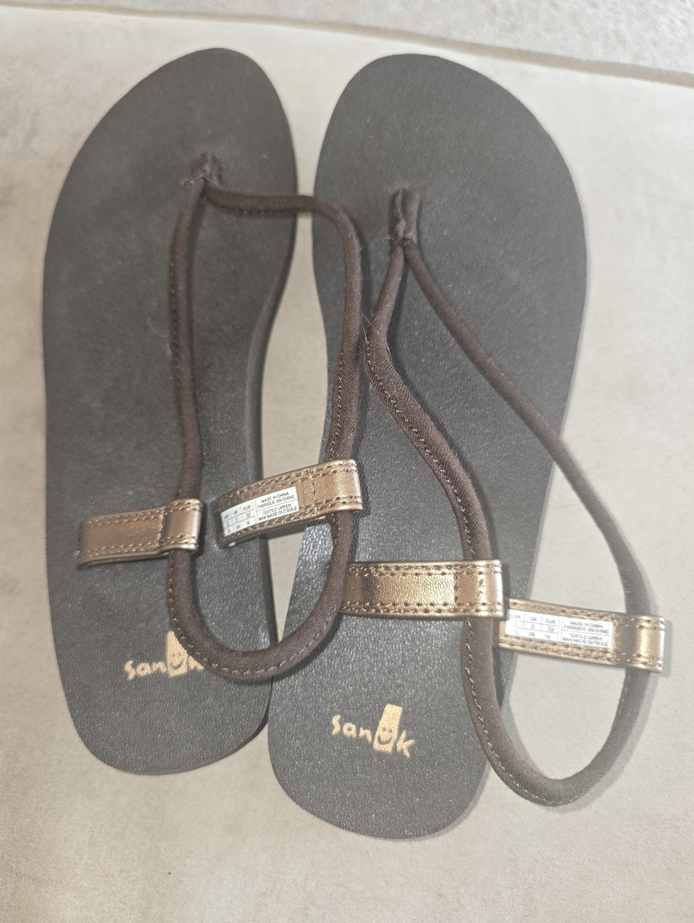 Sanuk, Size 8, Brown Strap Sandals